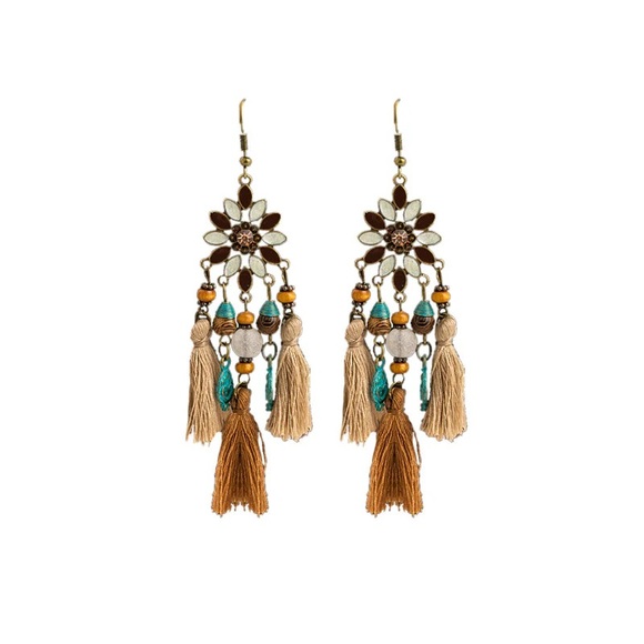 Bohemian Floral Tassel Earrings - Picture 4 of 4